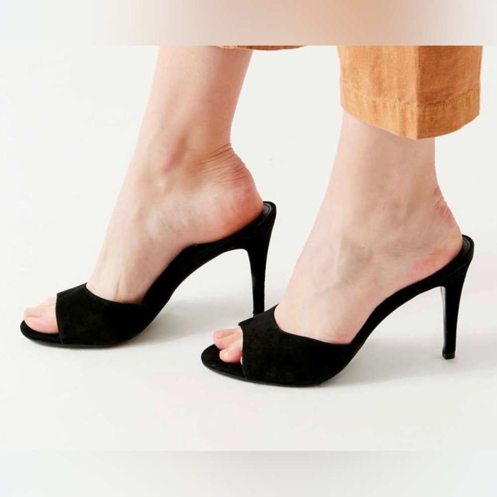 Suede mule heels!